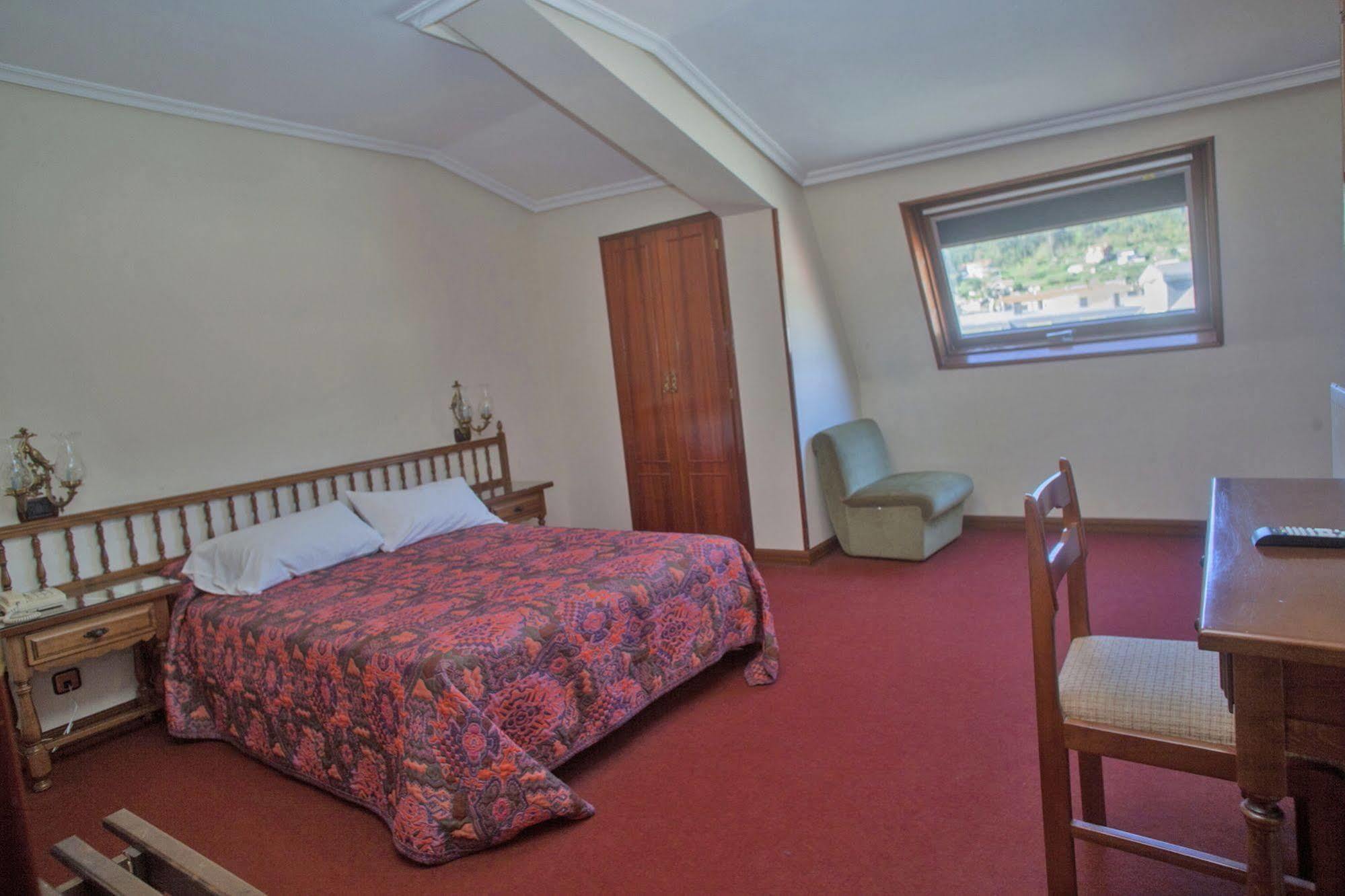 Hospedium Hotel La Marina Costa Da Morte Cee Zewnętrze zdjęcie