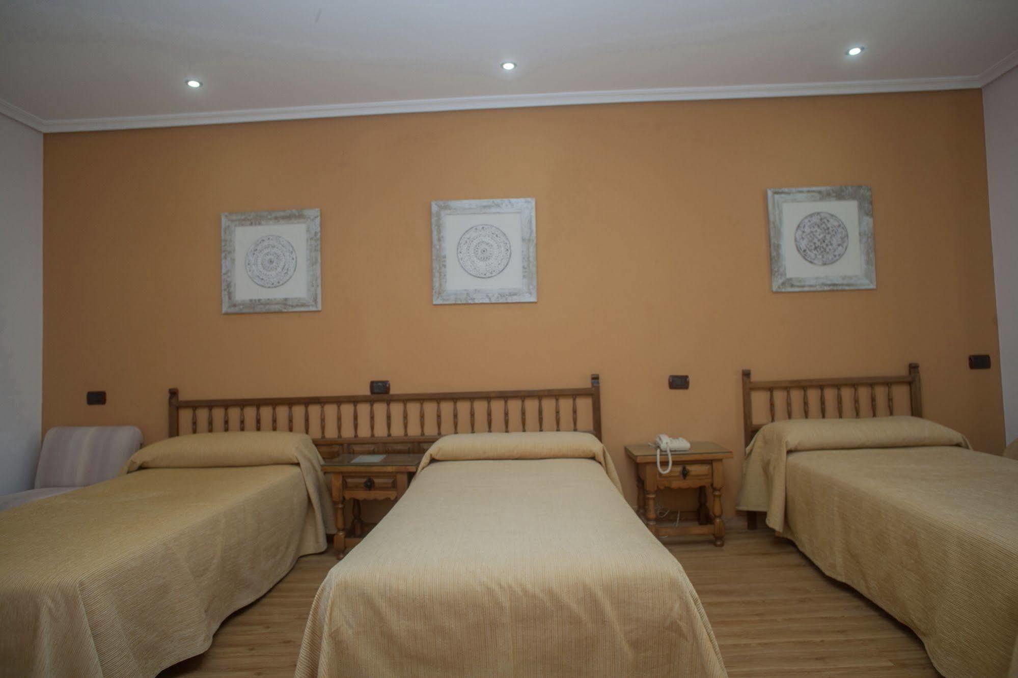 Hospedium Hotel La Marina Costa Da Morte Cee Zewnętrze zdjęcie